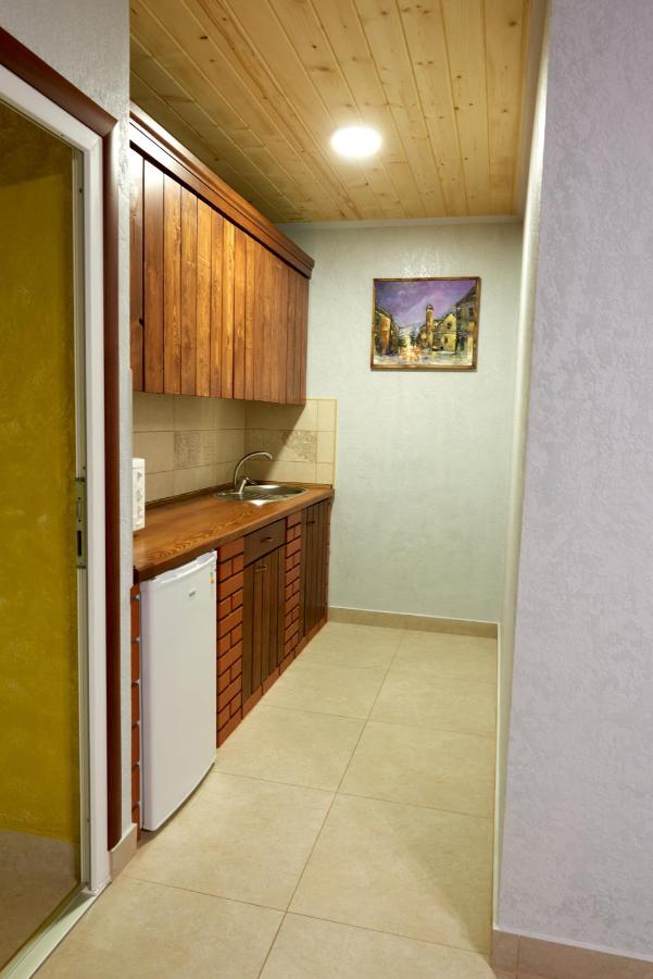 SytikLand — kitchenette-alt