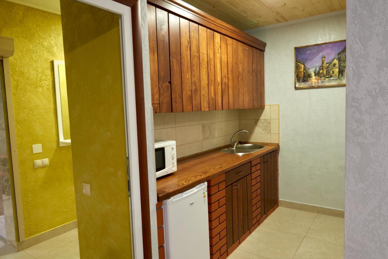 SytikLand — kitchenette
