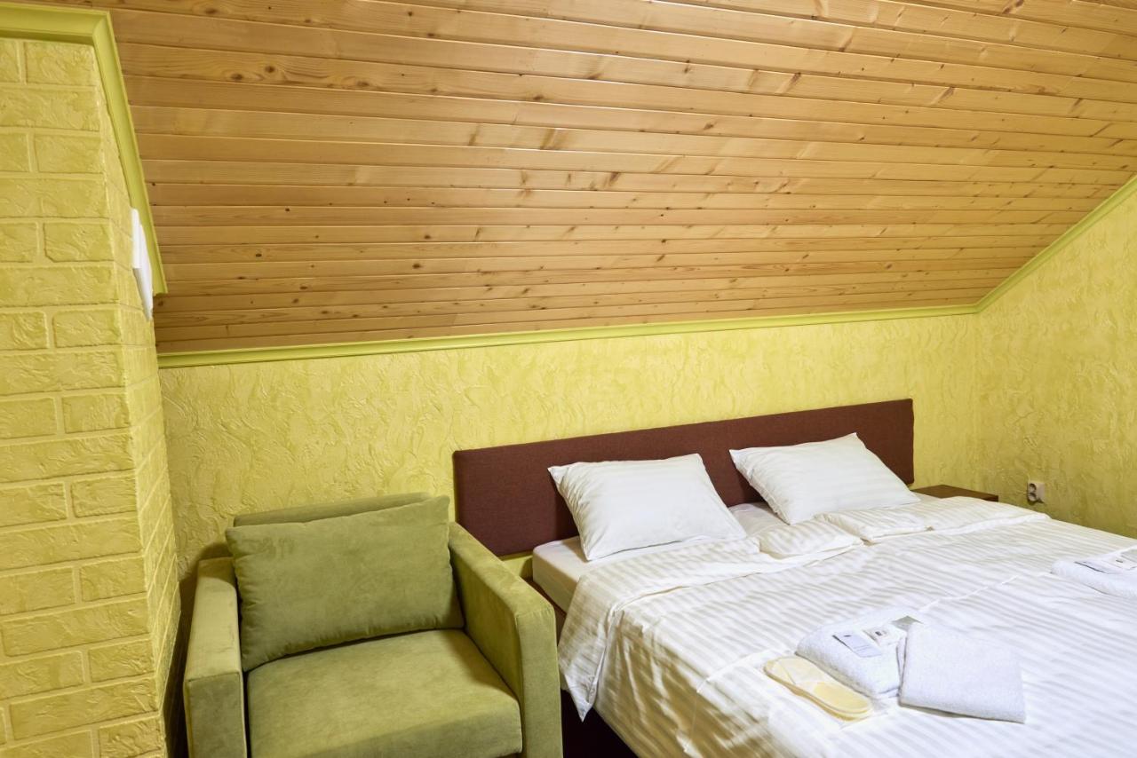 SytikLand — bedroom-green