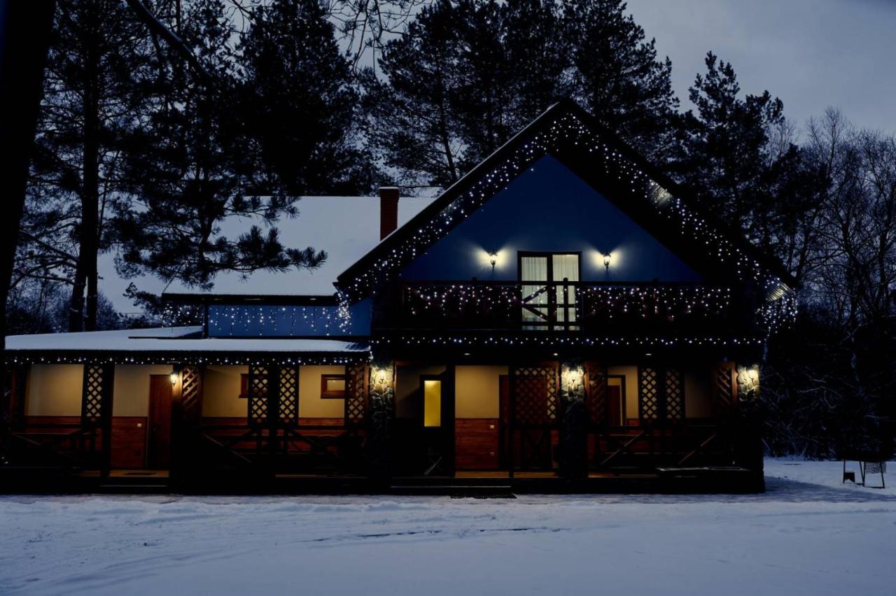 SytikLand — exterior-night